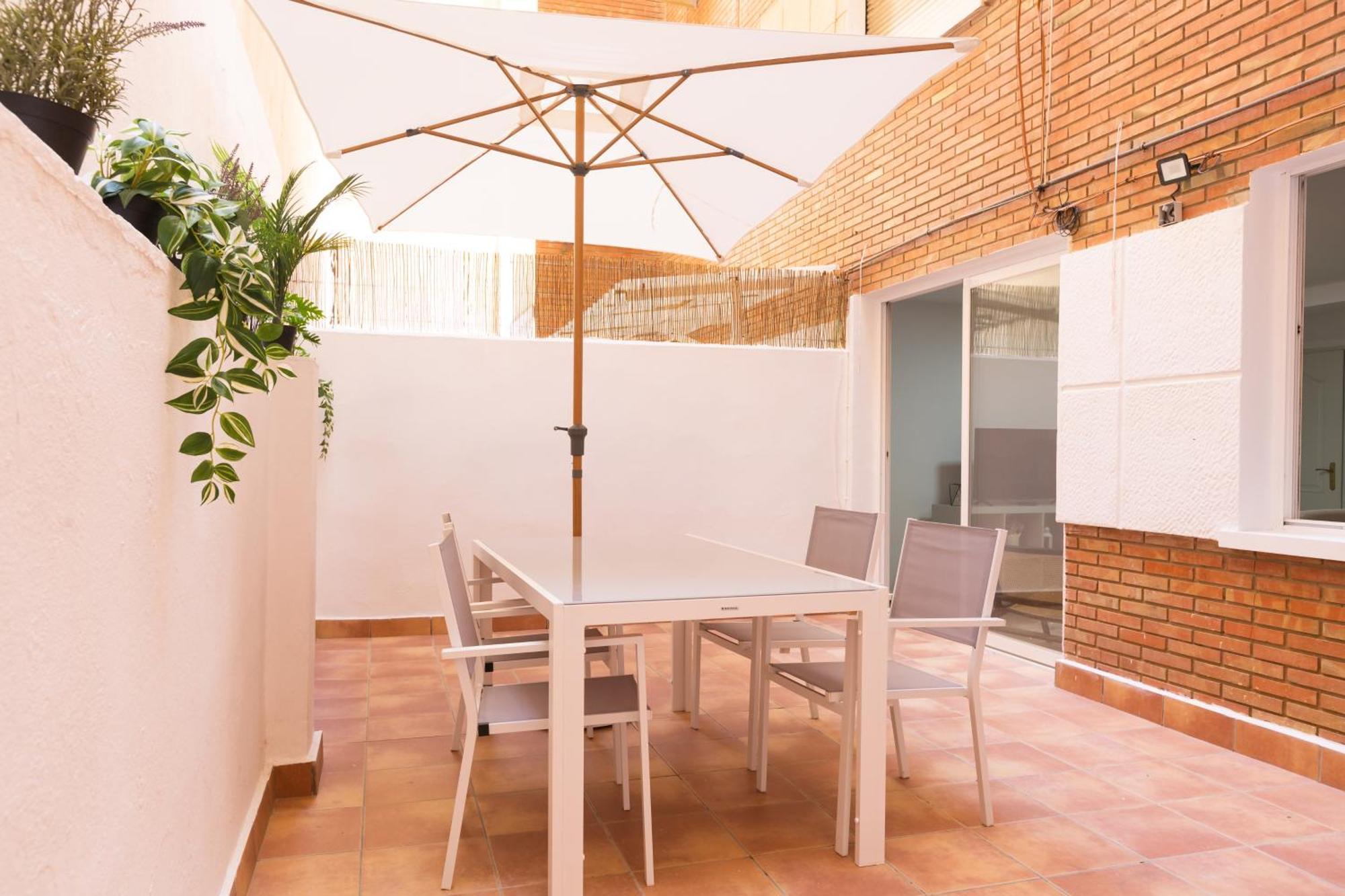 Charming Apartment Malagas Moon Buitenkant foto